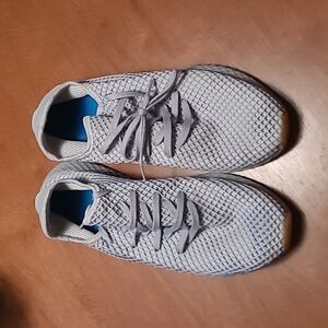 Like New ADIDAS Deerupt "Grey Gum" Athletic Shoe